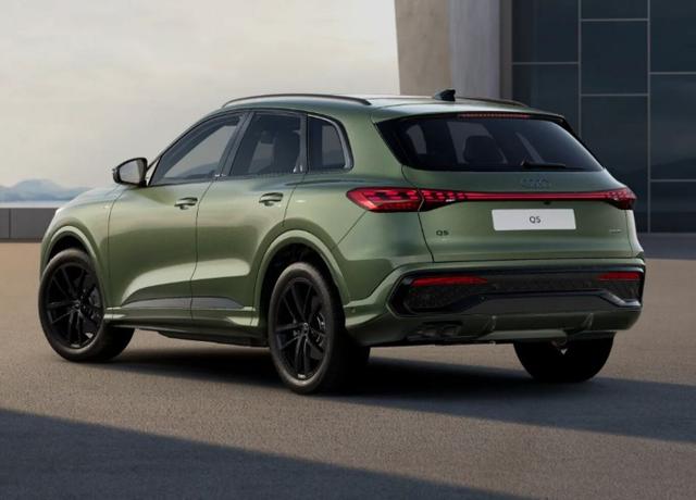 Audi Q5 S line TDI 204 2xS neuesMod Tech+ Pano Kam SHZ 