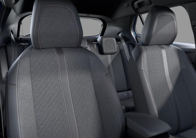 Peugeot 2008 Allure 156 11kW-OBC ACC LED 360° CarP SHZ 