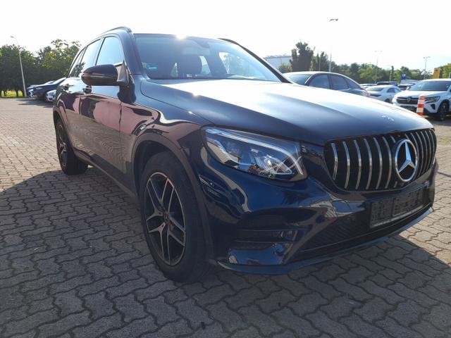 Mercedes-Benz GLC AMG Line 250 4Matic ParkP AHK LED NightP Nav 