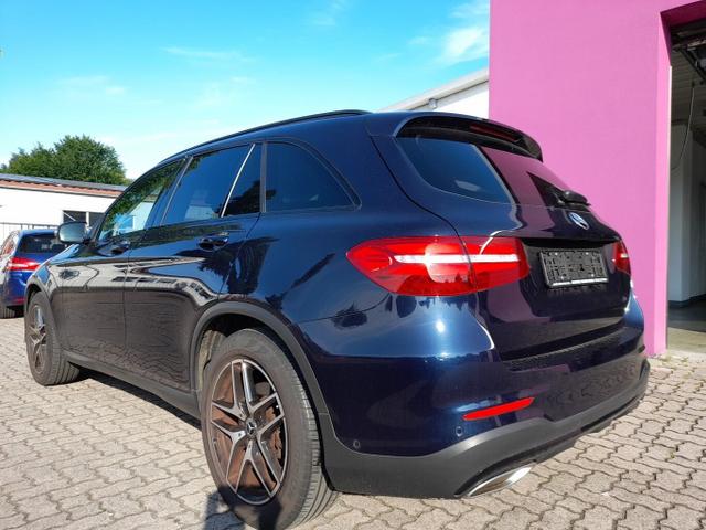 Mercedes-Benz GLC AMG Line 250 4Matic ParkP AHK LED NightP Nav 