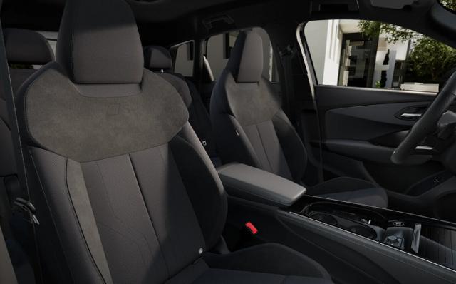 Audi Q3 TFSI 204 2xS line neuMod TechP+ 19Z SHZ PrivG 