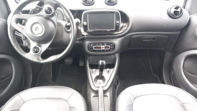 Smart fortwo prime coupe EQ LED Nav Pano Kam PDC SHZ 