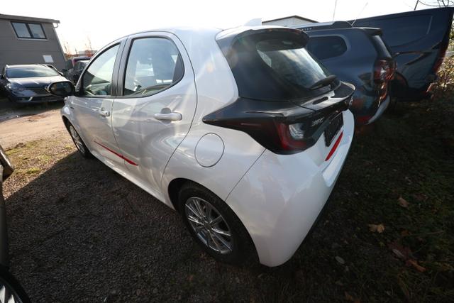 Toyota Yaris Business Edition 1.5 Hybrid 116 CVT Ed. Nav Kam 