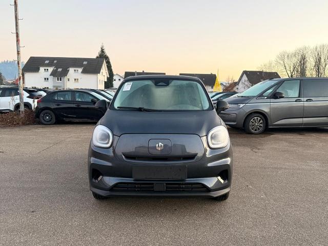 Leapmotor T03 37,3 kWh Pano Nav Kam ACC PDC LaneA 15Z BSD 