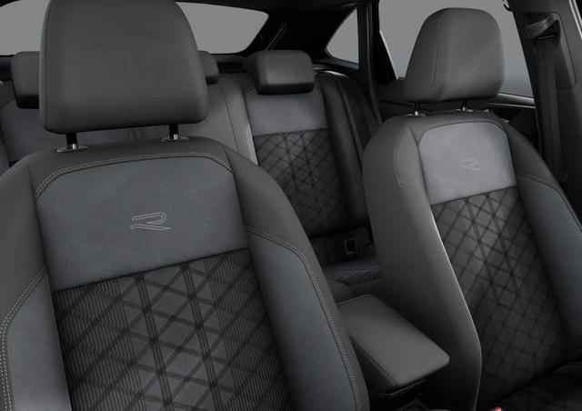 Volkswagen Taigo R-Line Matrix PrivG Kam LM18 IQDrive 3JGar 