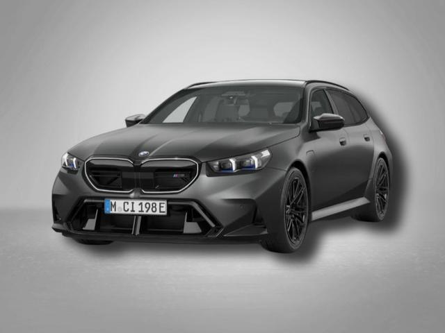 BMW M5 - Touring 4.4 8-Gang Steptronic xDrive