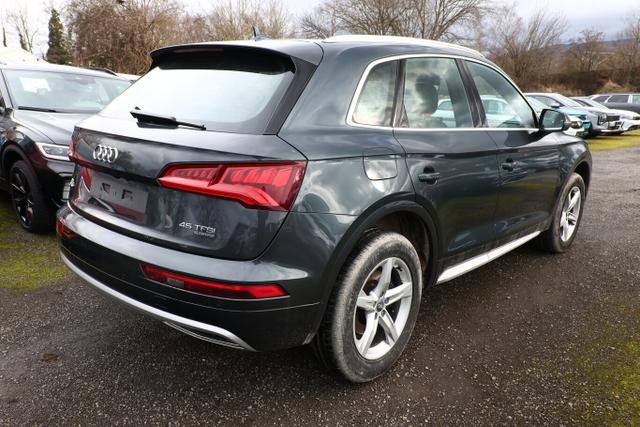 Audi Q5 sport 45 TFSI S-tronic quattro Nav PDC eHk 