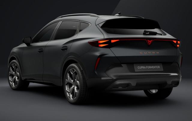 Cupra Formentor eTSI DSG Matt Edge Sennheis SHZ ACC 3Z 