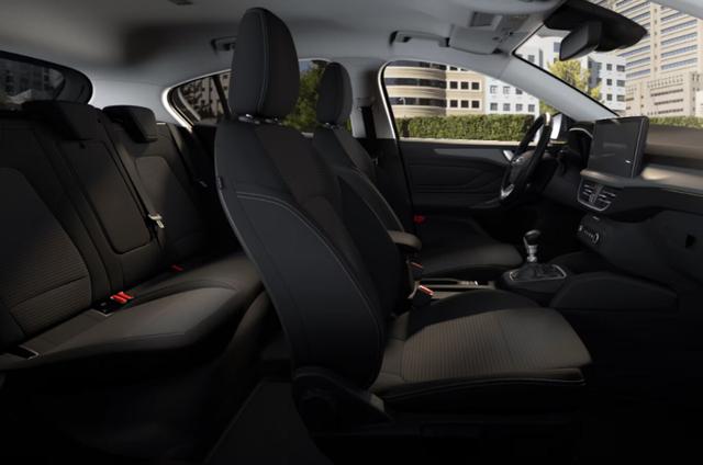 Ford Focus Titanium X 1.0 EB 125 WinterP Kam KeyFree 