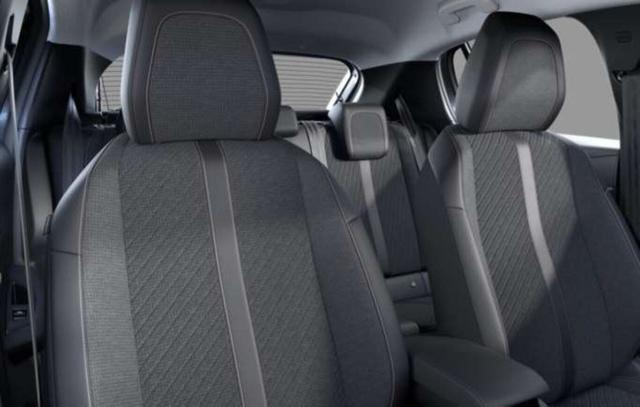 Peugeot 208 Allure Hybrid SHZ DigC 2xPDC CarP PrivG LED 