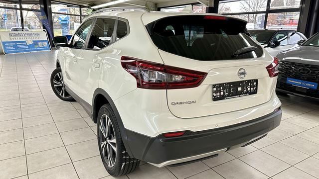 Nissan Qashqai 360&deg;KAM+PANO+NAVI+SHZ 