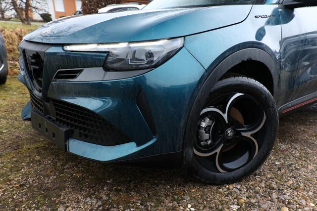 Alfa Romeo Junior Speciale Ibrida Nav LED LM18 elektr.Heckkl ACC SHZ 