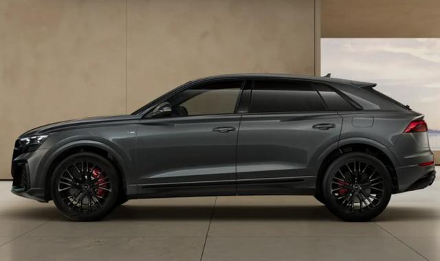 Audi Q8 S line TFSI e 2xS 22Z Laser Pano Tour B&O PrivG 