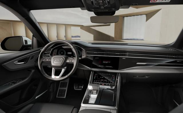Audi Q8 S line TFSI e 2xS 23Z Laser Pano Tour Leder HUD 