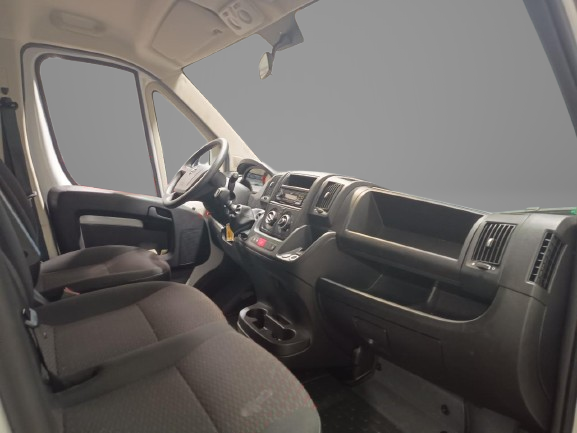 Opel Movano Fahrgestell Kofferaufbau mit Ladebordwand 