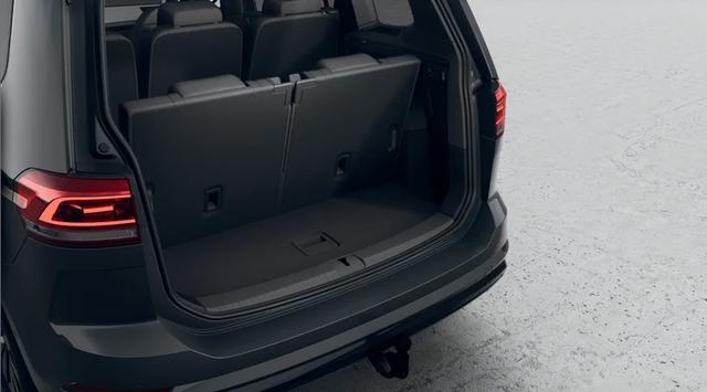 Volkswagen Touran Highline R-Line 1.5 TSI 7-Gang-DSG 