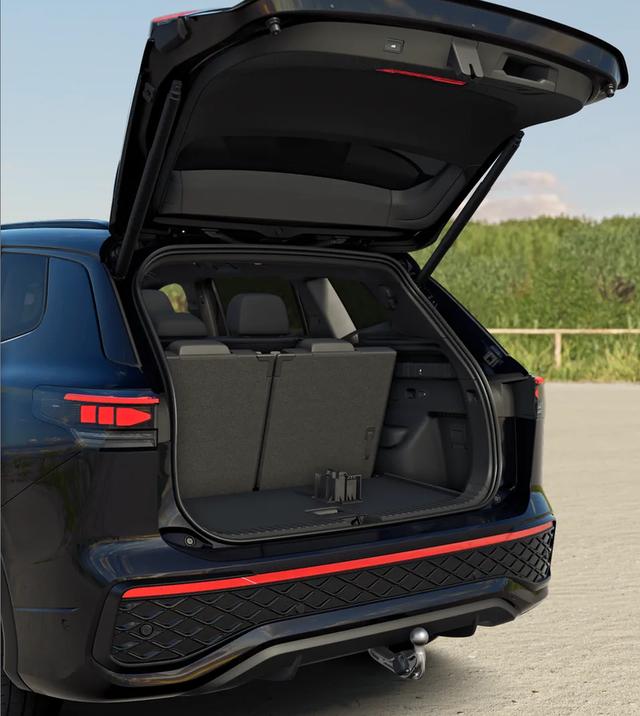 Volkswagen Tayron R-Line 2.0 TSI 7-Gang-DSG 4MOTION 