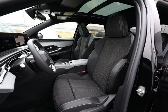 Peugeot 3008 GT Hybrid Pano Focal 360&deg; AHK SHZ Massage 