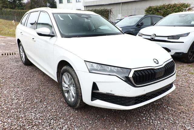 Skoda Octavia Combi Selection DSG Selec Nav13" ACC SpurW Key Kam 