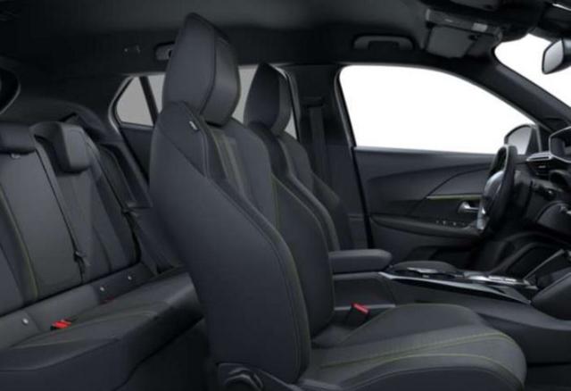 Peugeot 2008 GT 54 kWh 11kW-OBC ACC Nav 360&deg; W&auml;rmeP PDC 