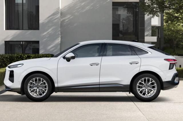 Audi Q3 Sportback neuesMod Tech LED+ KlimaP Keyl ACC 