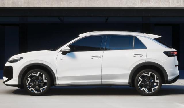 Volkswagen T-Roc R-Line EasyO 5JGar Kam SHZ PrivG ParkAss+ 