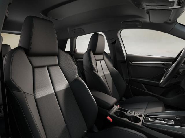 Audi A3 Sportback S tronic LED SHZ Nav 17Z ACC PrivG 