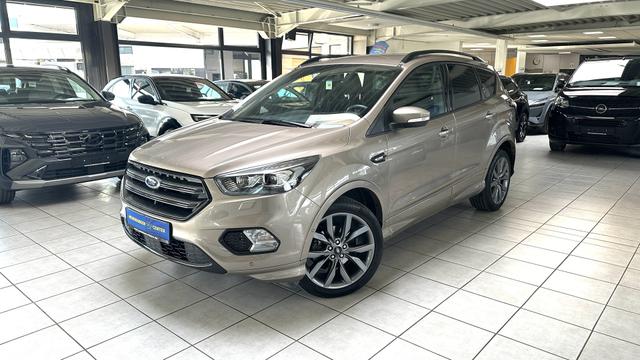 Ford Kuga - SHZ+LHZ+AHK+NAVI+EHK+EPH vo+hi