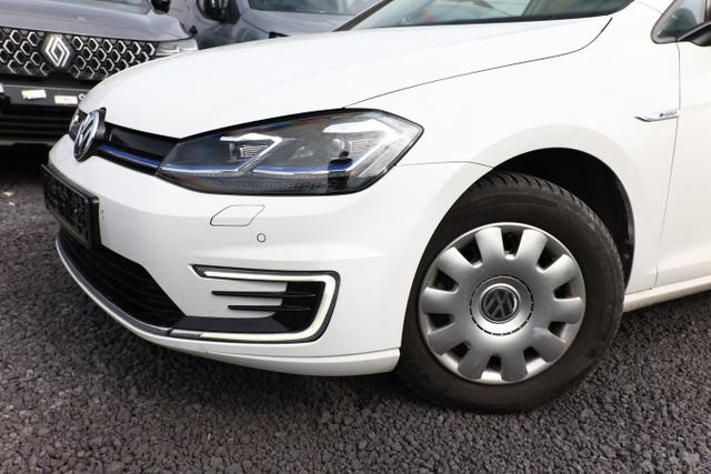 Volkswagen Golf GTE VII e-Golf LED Nav PDC ACC SHZ AppCo LM16Z 