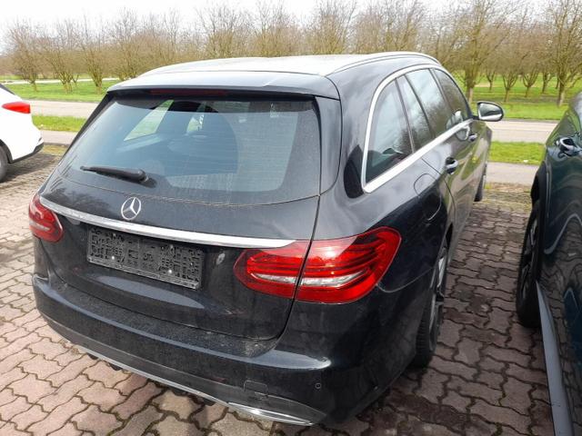 Mercedes-Benz C-Klasse T-Modell AMG Line C 220 d T LED Nav eHk Kam Distronic+ 