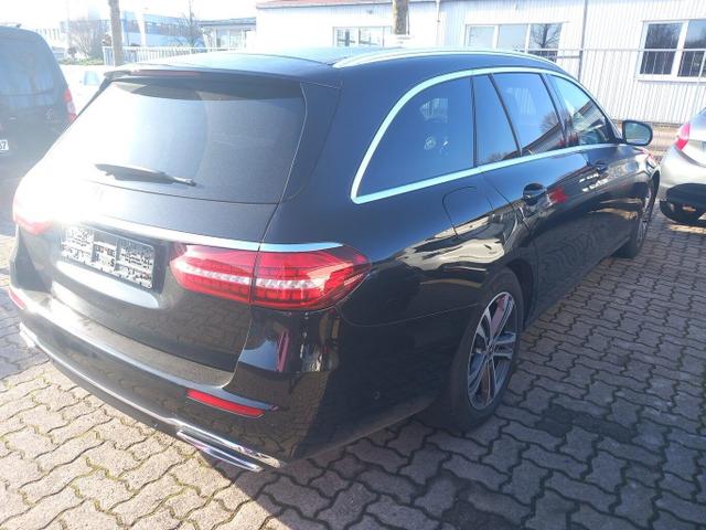 Mercedes-Benz E-Klasse AVANTGARDE E 200 T 9G-Tronic Nav ParkAs AHK SHZ 