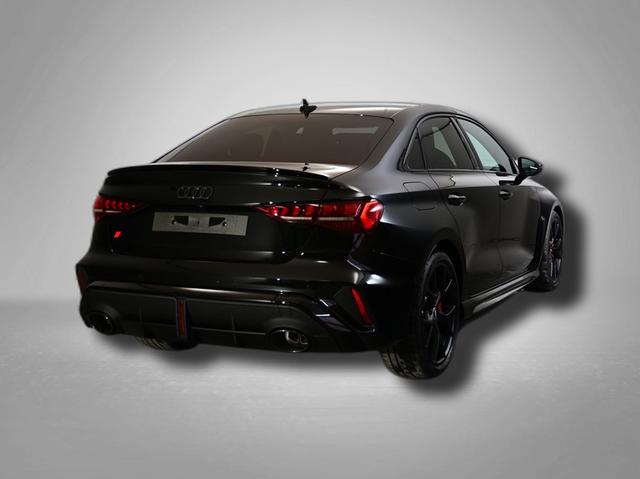 Audi RS3 2.5 TFSI 7-Gang S tronic quattro 