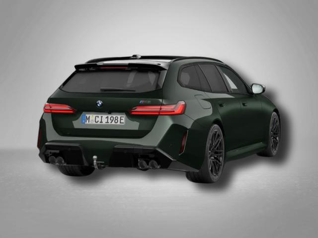 BMW M5 M 4.4 V8 Plug in Hybrid 8-Gang Steptronic 