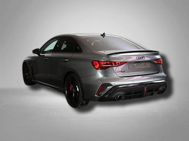 Audi RS3 2.5 TFSI 7-Gang S tronic quattro 