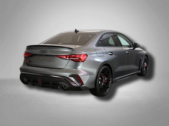 Audi RS3 2.5 TFSI 7-Gang S tronic quattro 