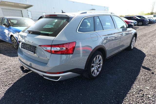 Skoda Superb Combi SCOUT 2.0 TSI 280 DSG 4x4 Nav AHK 