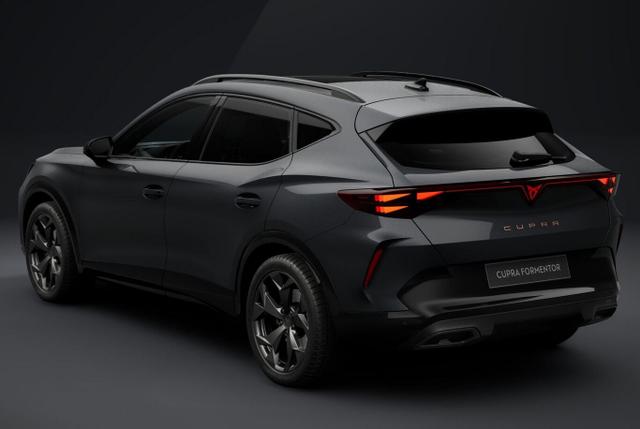 Cupra Formentor DSG 4Drive Pano AHK EdgeP SHZ ACC 