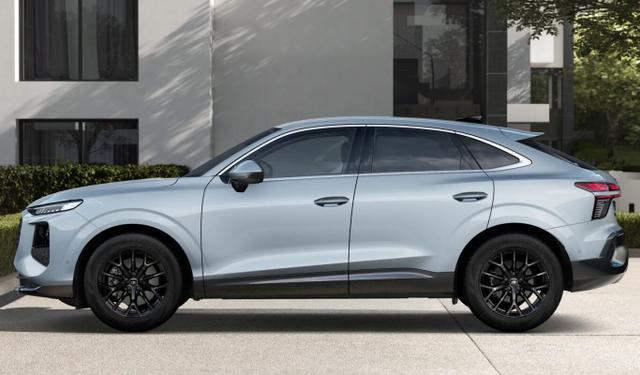 Audi Q3 Sportback Intense neuesMod Tech LED+ KlimaP PrivG 18Z 