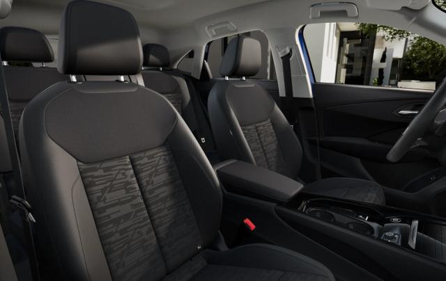 Audi Q3 Sportback Intense neuesMod Tech LED+ KlimaP PrivG 18Z 