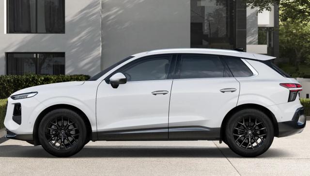 Audi Q3 Intense neuesMod Tech LED+ KlimaP MMI+ Keyl PrivG 18Z 