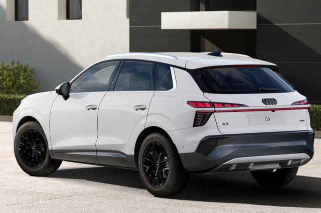 Audi Q3 Intense neuesMod Tech LED+ KlimaP MMI+ Keyl PrivG 18Z 