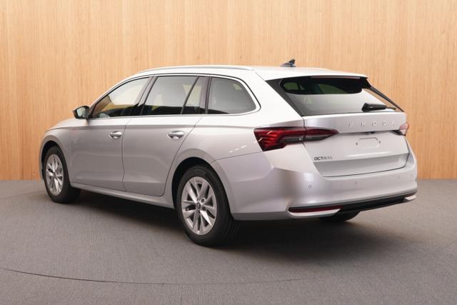 Skoda Octavia Combi DSG Selec Nav ACC vEHK Kessy Kam 