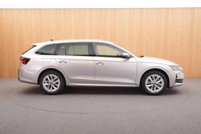 Skoda Octavia Combi DSG Selec Nav ACC vEHK Kessy Kam 