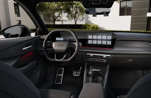 Audi Q3 S line neuesMod 2xS Tech+ Pano Matrix 19Z KlimP 