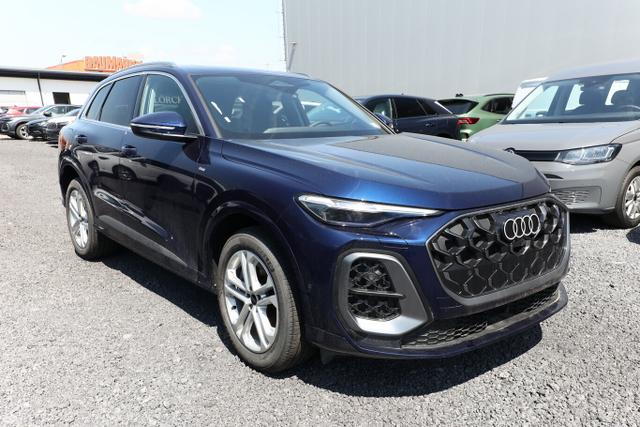 Audi Q5 S line TDI 204 Tech Pano PrivG Kam VirCo+ eHK 