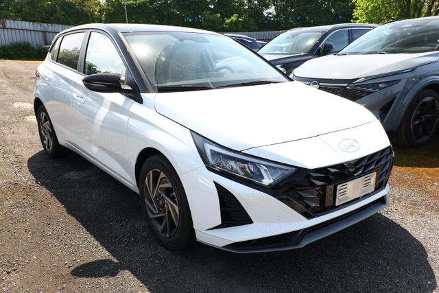 Hyundai i20 DCT Select Nav LED Privacy 16Z CarPlay Kam 