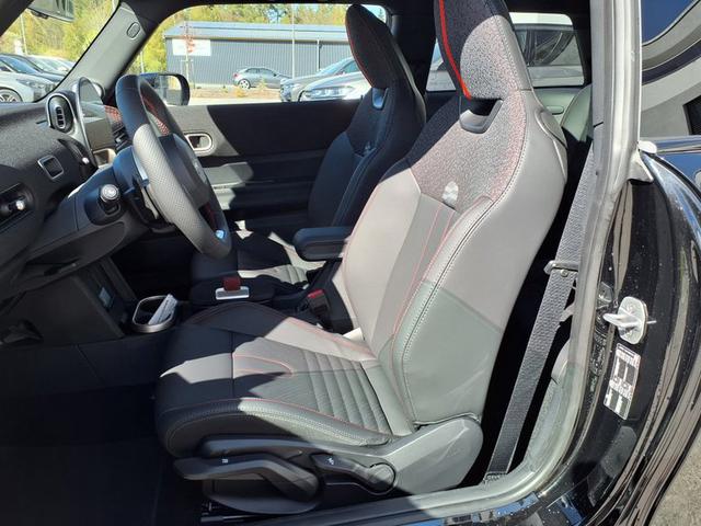 MINI Cooper S John Works Trim 2.0 7-Gang Steptronic 