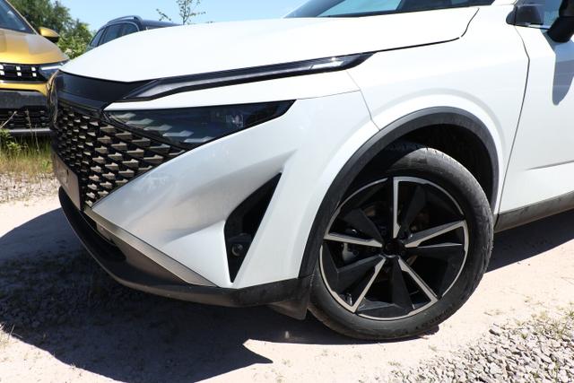 Nissan Qashqai Tekna AT Pano HUD eHk SHZ ACC 19"LM Nav 