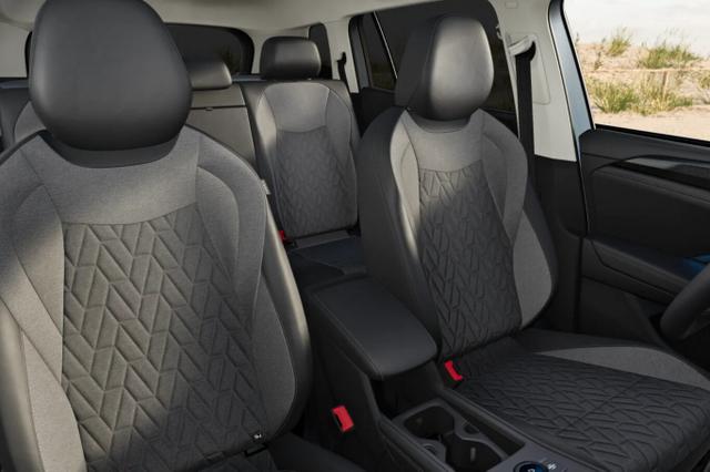 Volkswagen Tayron Life PHEV LED+ 5JGar Nav IQ.DRIVE SHZ ParkAs+ 