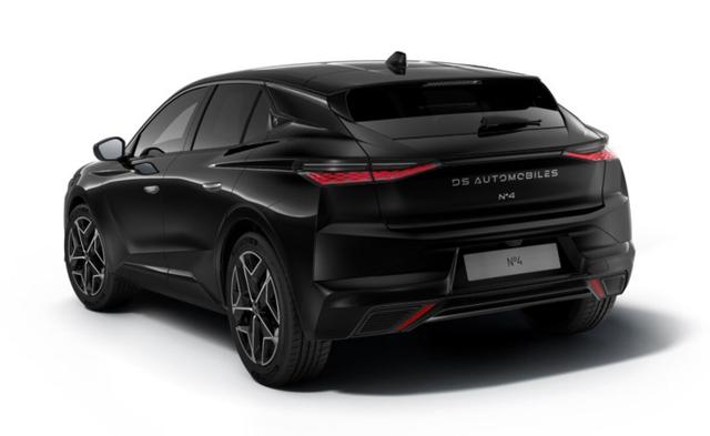 DS Automobiles N&ordm;4 &Eacute;toile Alcantara Hybrid eHK Matrix Massage 